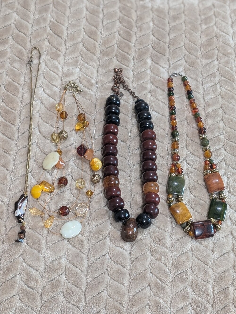 Lot Fall Autumn Colors 4 Necklaces Includes Chico's Quartz Mother Of Pearl